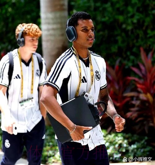 皇马与切尔西商谈阿扎尔租借 若成行姆巴佩可穿7号 皇马与切尔西商谈阿扎尔租借 若成行姆巴佩可穿7号